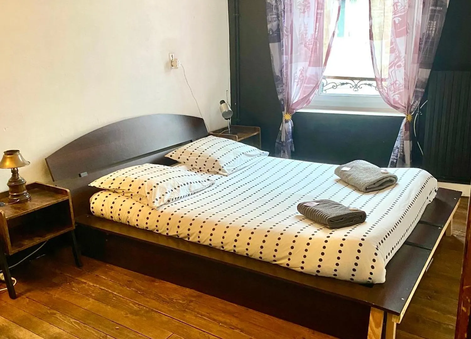 La Pyrénéenne: Spacious Village Retreat with Premium Entertainment Tournay